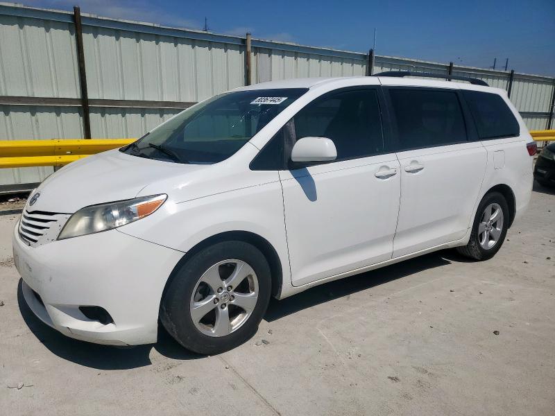 2015 TOYOTA SIENNA LE, 