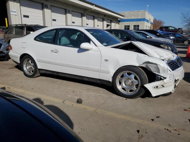 WDBLJ65G2WF037056 - 1998 MERCEDES-BENZ CLK 320 SILVER photo 4