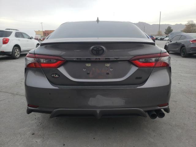 4T1T11AK0PU830685 - 2023 TOYOTA CAMRY SE NIGHT SHADE GRAY photo 6