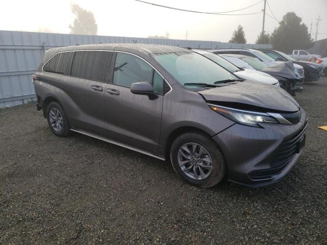 5TDKRKEC7PS161935 - 2023 TOYOTA SIENNA LE GRAY photo 4