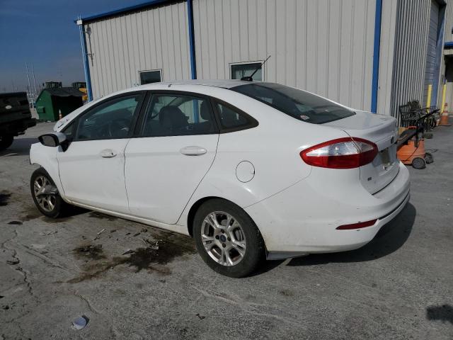 3FADP4BJ9FM164692 - 2015 FORD FIESTA SE WHITE photo 2