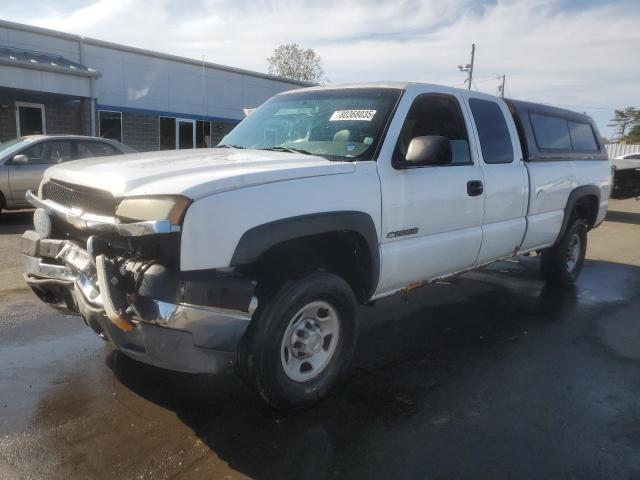 2003 CHEVROLET SILVERADO C2500 HEAVY DUTY, 