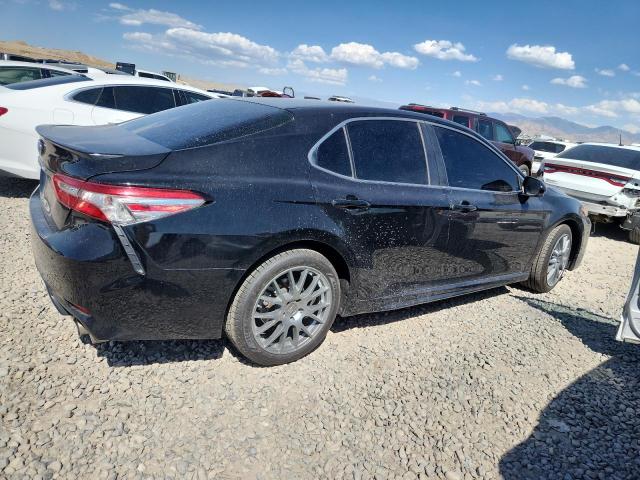 4T1B11HK4JU613276 - 2018 TOYOTA CAMRY L Schwarz Foto 3