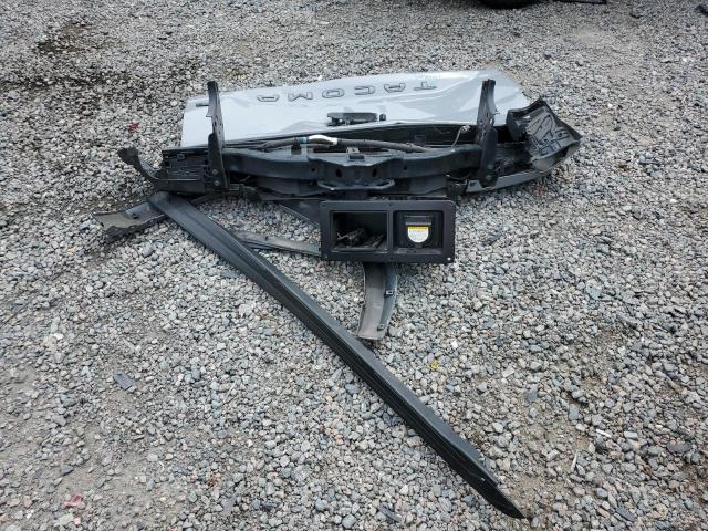 3TMAZ5CN5LM135846 - 2020 TOYOTA TACOMA DOUBLE CAB GRAY photo 12