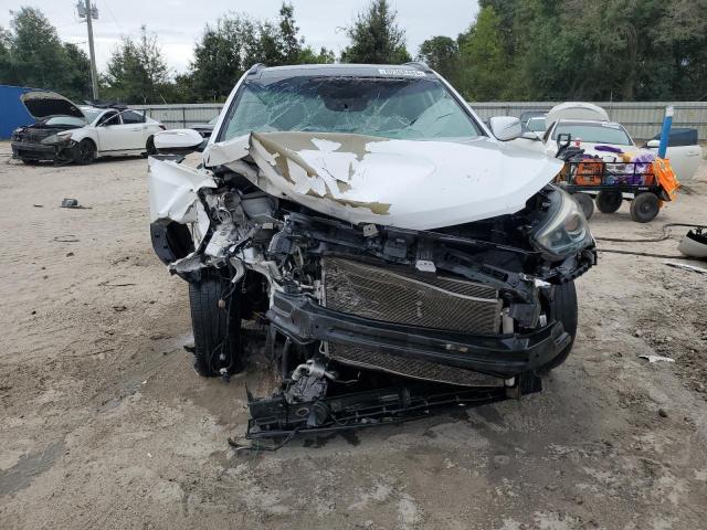 5NMZU3LB0JH101597 - 2018 HYUNDAI SANTA FE S 白色 照片 5