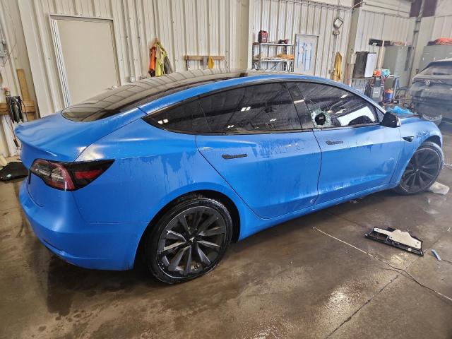 5YJ3E1EA2NF189250 - 2022 TESLA MODEL 3 BLUE photo 3
