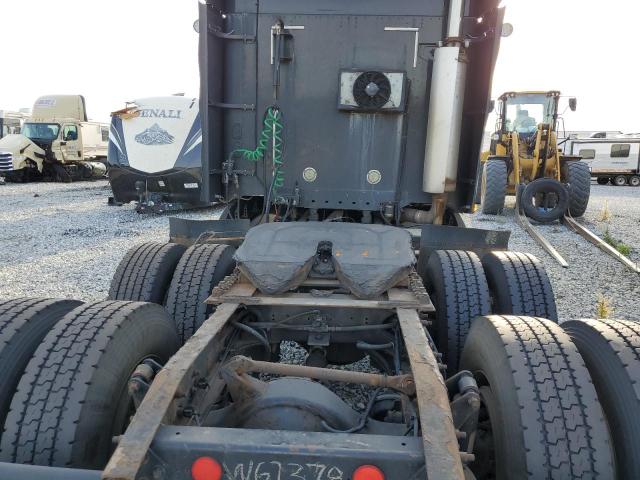 1FUJBBCK57LW67378 - 2007 FREIGHTLINER CONVENTION ST120 BLACK photo 6