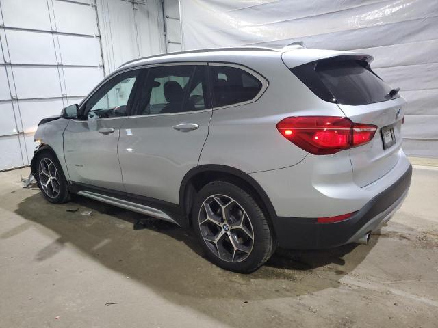 WBXHT3C3XJ5K26331 - 2018 BMW X1 XDRIVE28I SILVER photo 2