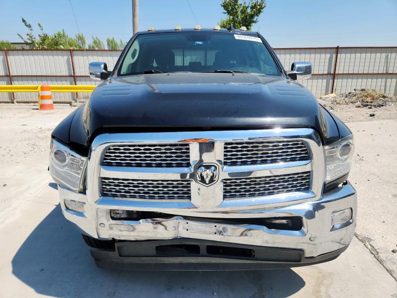 3C6UR5FL4JG409337 - 2018 RAM 2500 LARAMIE Schwarz Foto 5