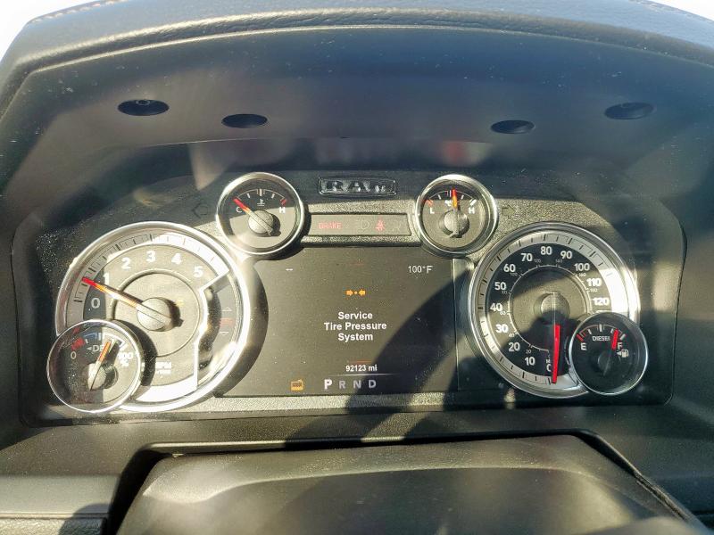 3C6UR5FL4JG409337 - 2018 RAM 2500 LARAMIE Schwarz Foto 9