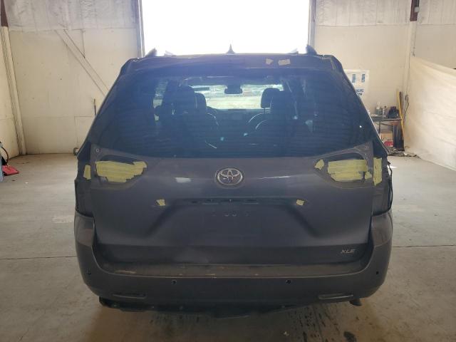 5TDYK3DCXCS219858 - 2012 TOYOTA SIENNA XLE GRAY photo 6
