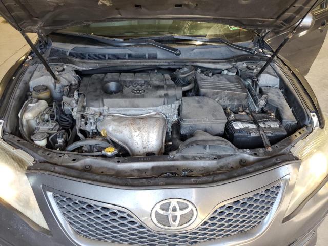 4T1BF3EK6BU225792 - 2011 TOYOTA CAMRY BASE 灰色 照片 11