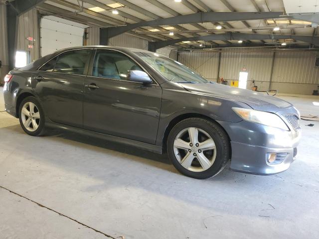 4T1BF3EK6BU225792 - 2011 TOYOTA CAMRY BASE 灰色 照片 4