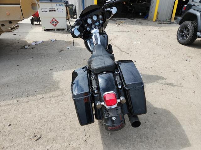 1HD1KB4139Y662097 - 2009 HARLEY-DAVIDSON FLHX BLACK photo 4