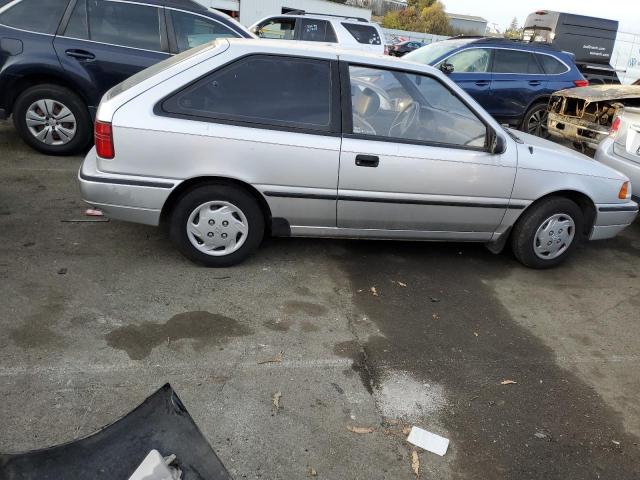 KMHVD12J0PU210909 - 1993 HYUNDAI EXCEL SILVER photo 3