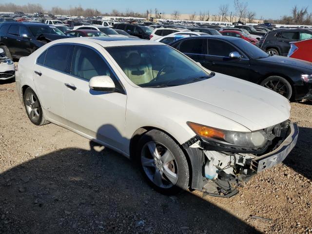 JH4CU2F61AC000435 - 2010 ACURA TSX WHITE photo 4