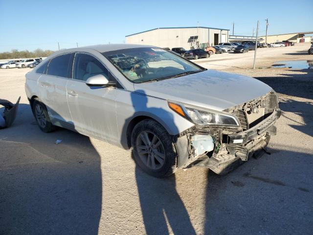 5NPE24AF8GH295503 - 2016 HYUNDAI SONATA SE SILVER photo 4