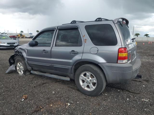 1FMCU03Z07KB36991 - 2007 FORD ESCAPE XLT GRAY photo 2