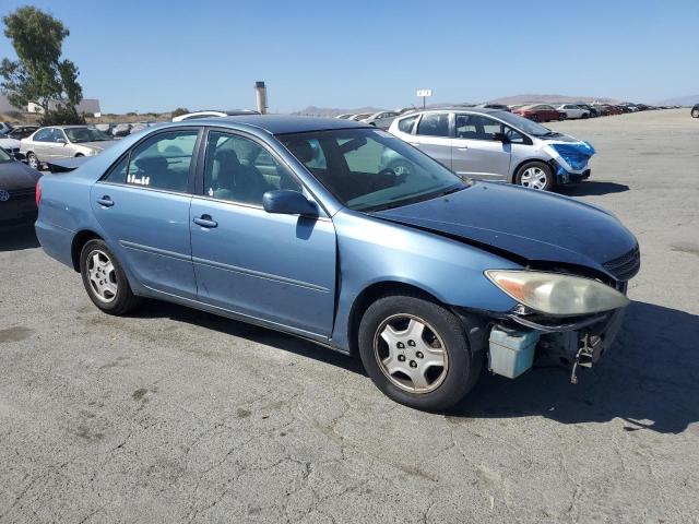 4T1BF30K92U518822 - 2002 TOYOTA CAMRY LE BLUE photo 4