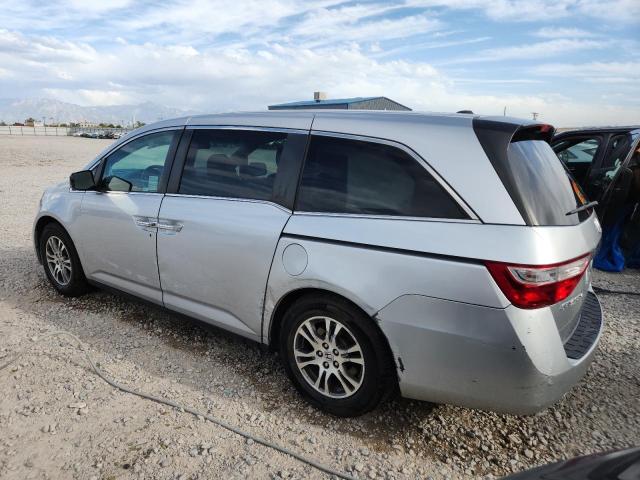 5FNRL5H67DB077136 - 2013 HONDA ODYSSEY EXL 银色 照片 2