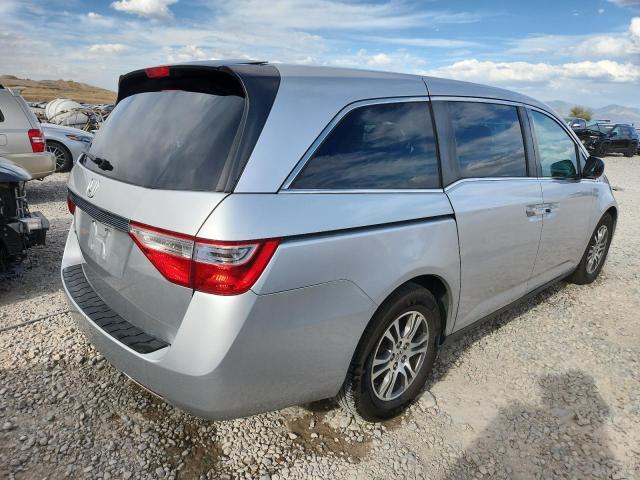 5FNRL5H67DB077136 - 2013 HONDA ODYSSEY EXL 银色 照片 3