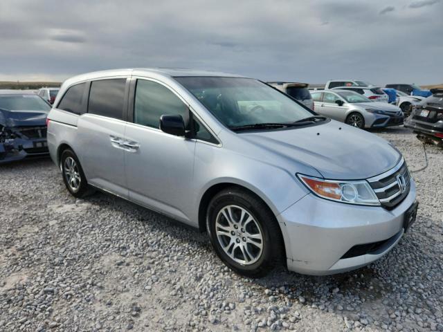 5FNRL5H67DB077136 - 2013 HONDA ODYSSEY EXL 银色 照片 4