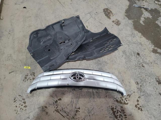 4T1BK36B46U138036 - 2006 TOYOTA AVALON XL SILVER photo 12