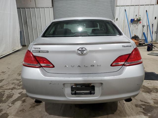 4T1BK36B46U138036 - 2006 TOYOTA AVALON XL SILVER photo 6