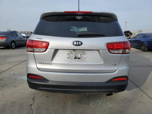 5XYPG4A52HG223058 - 2017 KIA SORENTO LX SILVER photo 6