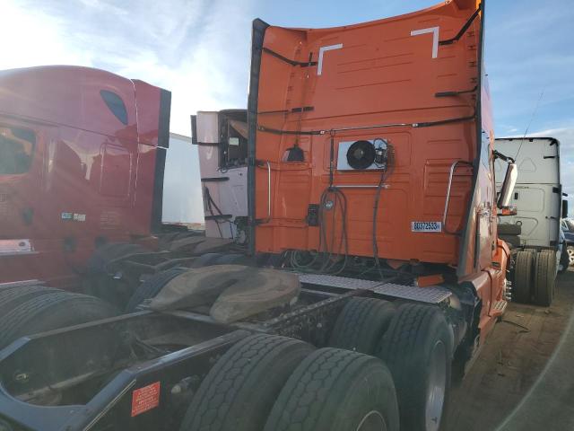 4V4NC9EH3LN238730 - 2020 VOLVO VN VNL ORANGE photo 4