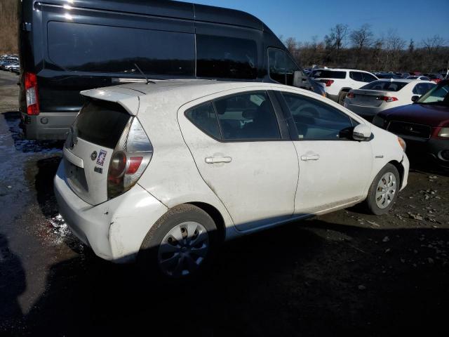 JTDKDTB39C1511968 - 2012 TOYOTA PRIUS C WHITE photo 3