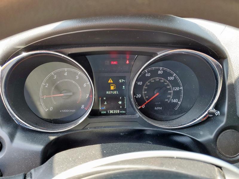 JA4AP3AU4JU009422 - 2018 MITSUBISHI OUTLANDER ES WHITE photo 9