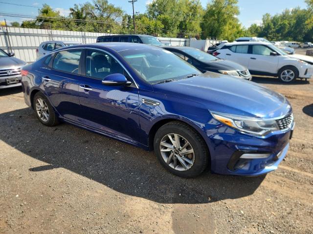 5XXGT4L38KG281226 - 2019 KIA OPTIMA LX BLUE photo 4