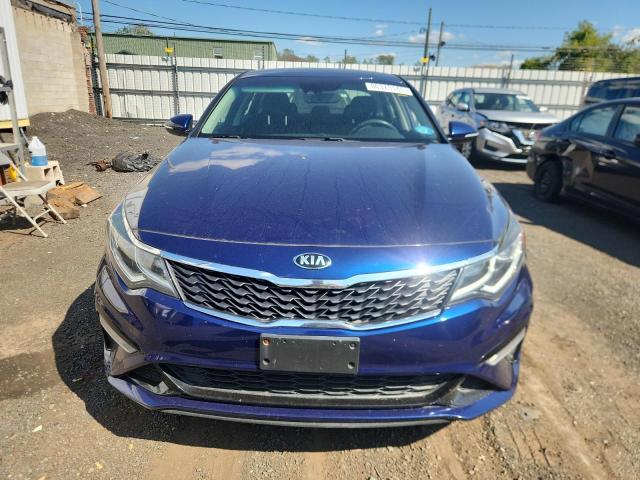 5XXGT4L38KG281226 - 2019 KIA OPTIMA LX BLUE photo 5