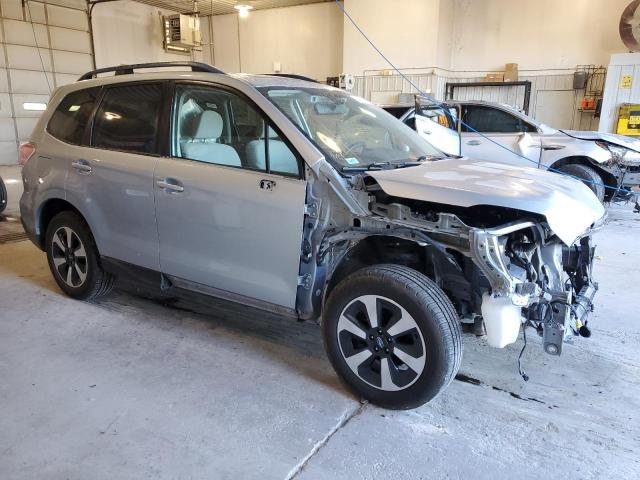 JF2SJAGC8HH587185 - 2017 SUBARU FORESTER 2.5I PREMIUM SILVER photo 4