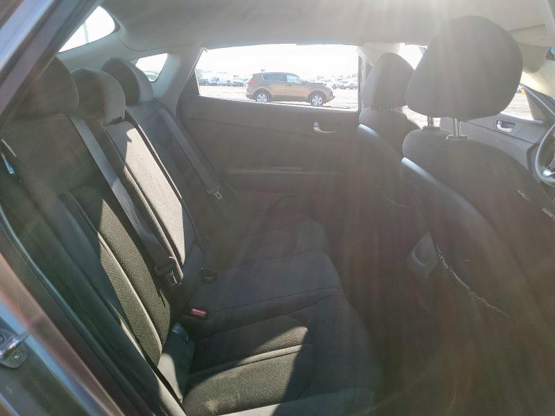 5XXGT4L30JG209130 - 2018 KIA OPTIMA LX GRAY photo 10