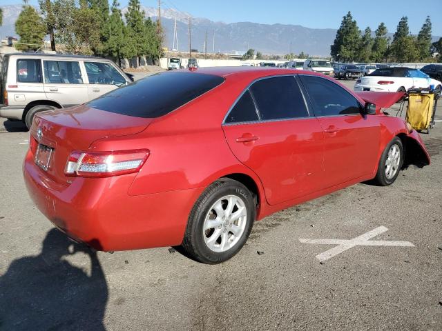 4T1BF3EK2BU596464 - 2011 TOYOTA CAMRY BASE RED photo 3