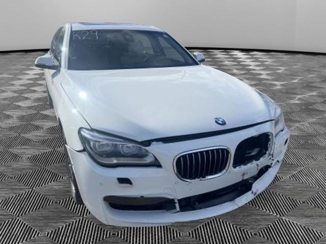 2015 BMW 750 LXI, 