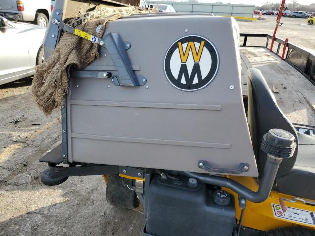 D4125241 - 2022 WALK MOWER YELLOW photo 6