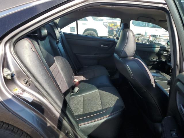 4T1BF1FK6GU203186 - 2016 TOYOTA CAMRY LE GRAY photo 10