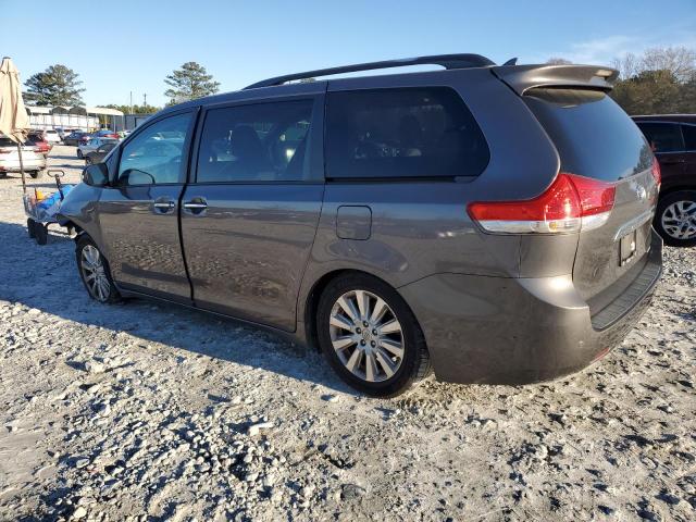 5TDYK3DCXDS323431 - 2013 TOYOTA SIENNA XLE GRAY photo 2