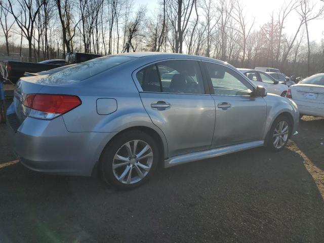 4S3BMBG66D3023564 - 2013 SUBARU LEGACY 2.5I PREMIUM SILVER photo 3