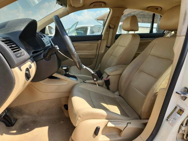 3VWRM71K68M013572 - 2008 VOLKSWAGEN JETTA SE WHITE photo 7
