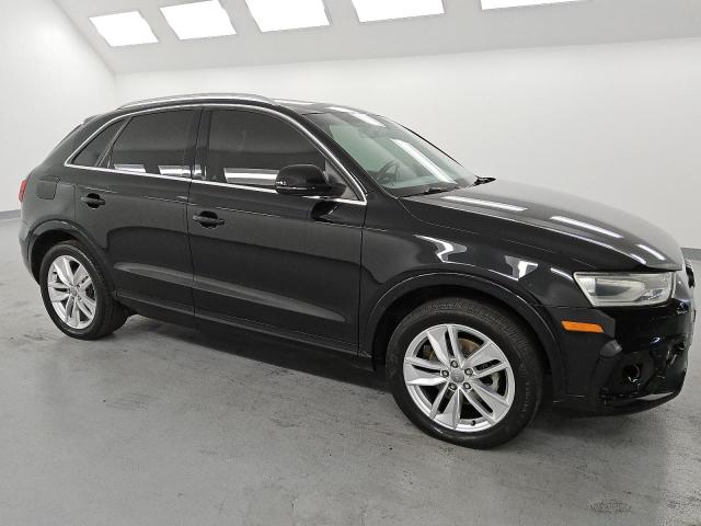 WA1BFCFS0GR022596 - 2016 AUDI Q3 PREMIUM PLUS Siyah fotoğraf 4