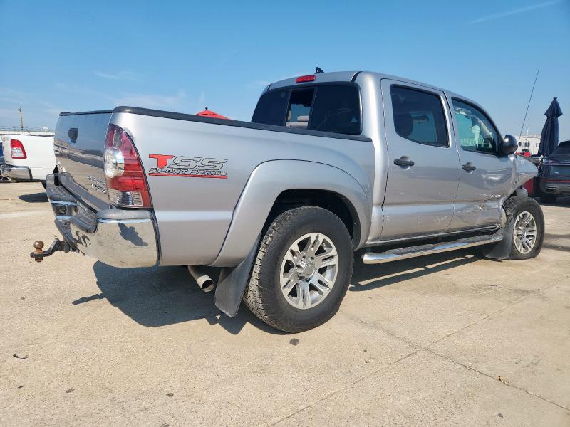 5TFJU4GN5FX079702 - 2015 TOYOTA TACOMA DOUBLE CAB PRERUNNER SILVER photo 3