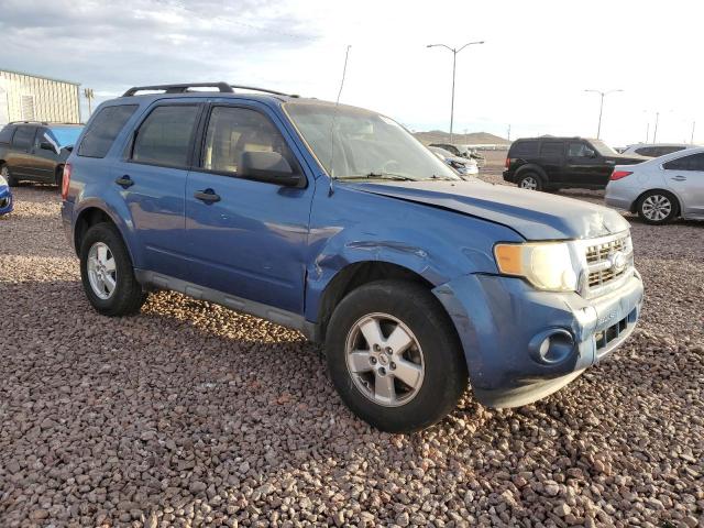 1FMCU0DG6AKB93586 - 2010 FORD ESCAPE XLT BLUE photo 4