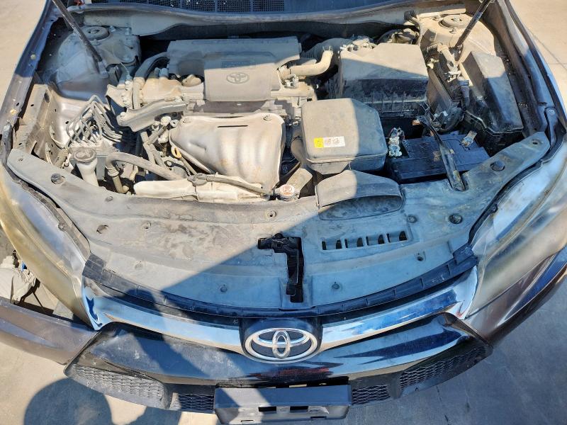 4T1BF1FK1HU435891 - 2017 TOYOTA CAMRY LE SILVER photo 11