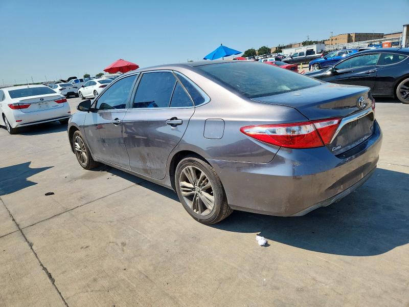 4T1BF1FK1HU435891 - 2017 TOYOTA CAMRY LE SILVER photo 2