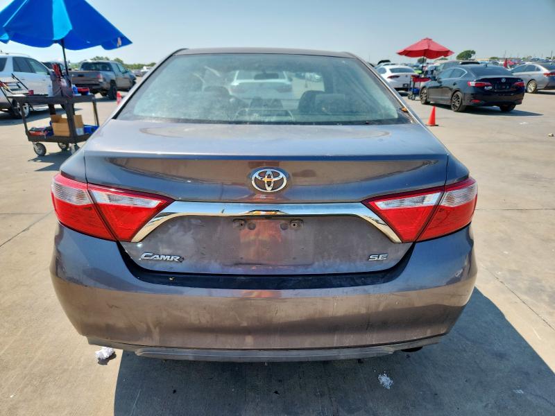 4T1BF1FK1HU435891 - 2017 TOYOTA CAMRY LE SILVER photo 6