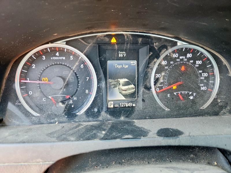 4T1BF1FK1HU435891 - 2017 TOYOTA CAMRY LE SILVER photo 9